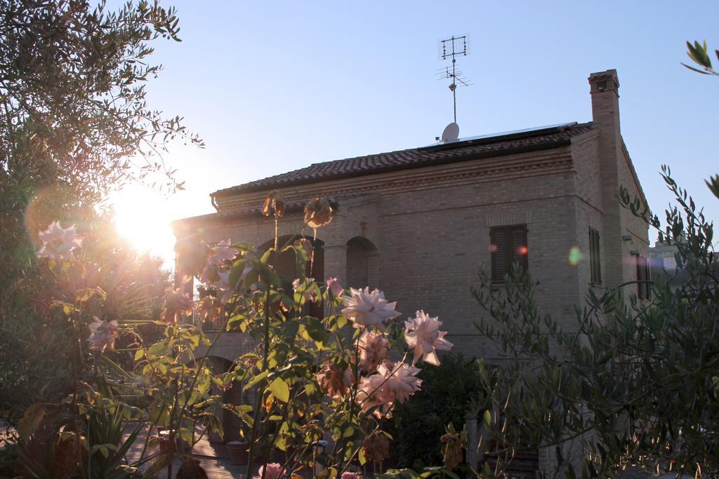 Bed And Breakfast Aratro & Rosmarino Civitanova Marche Kültér fotó