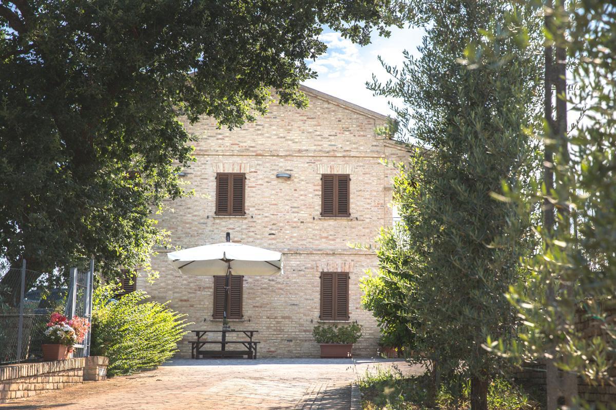 Bed And Breakfast Aratro & Rosmarino Civitanova Marche Kültér fotó